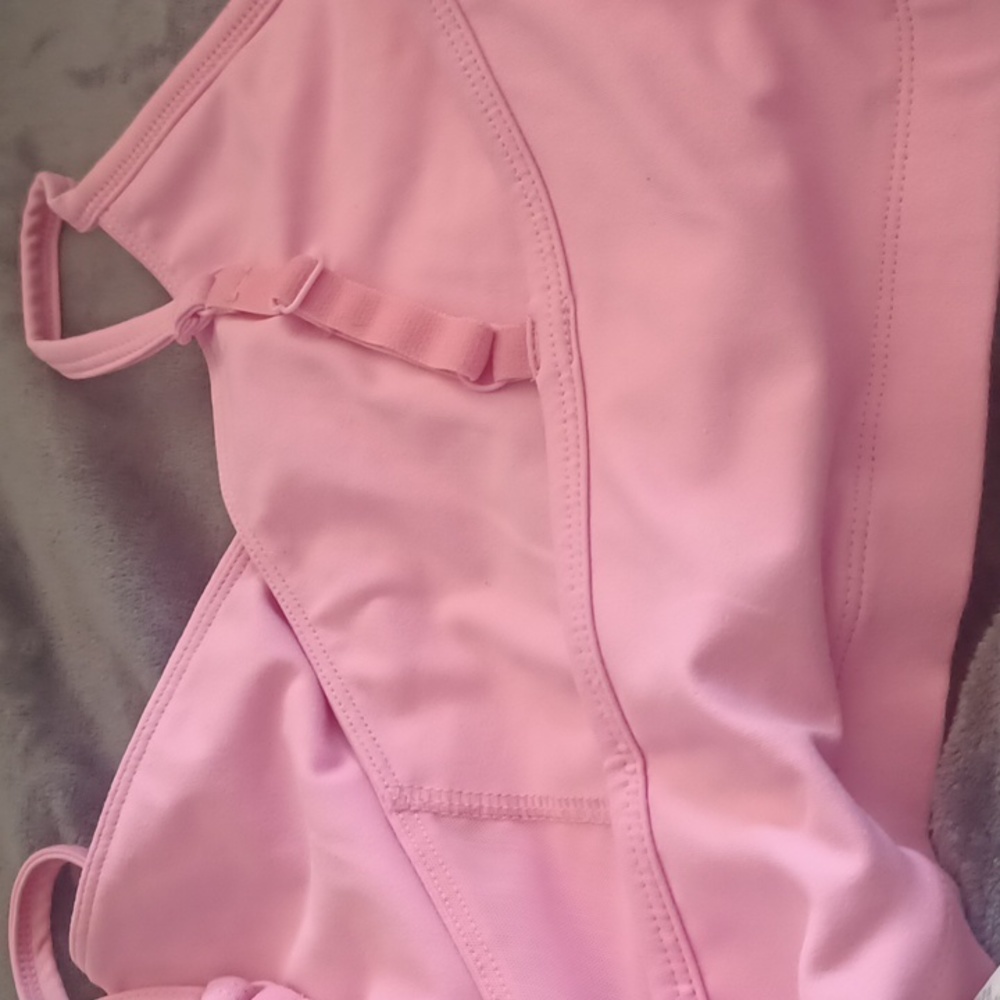Fabletics Sports Bra - Picture 12 of 12